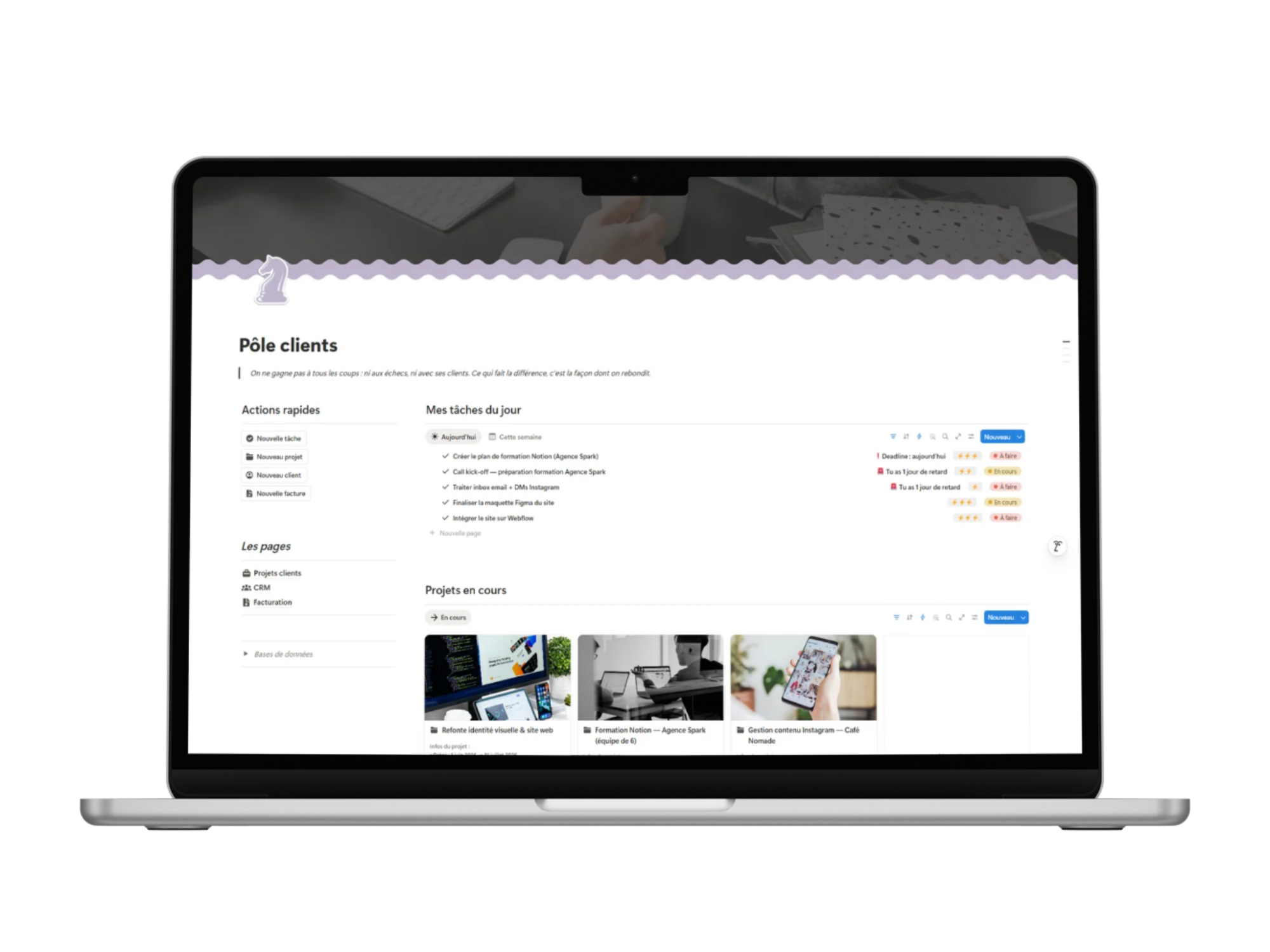 Mockup ordinateur présentant la page d'accueil du template Notion Pôle clients, CRM gratuit pour freelances